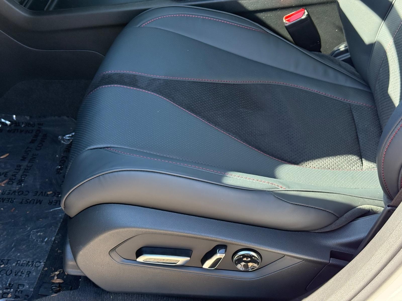 Acura RDX Vehicle Image 16