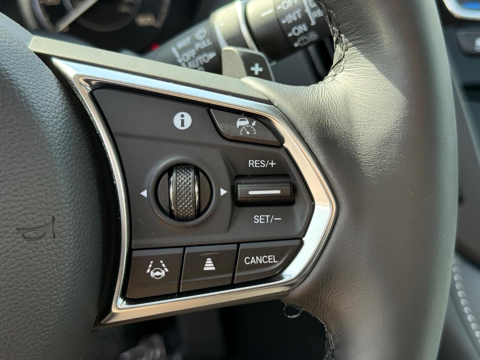 Acura RDX Vehicle Image 12