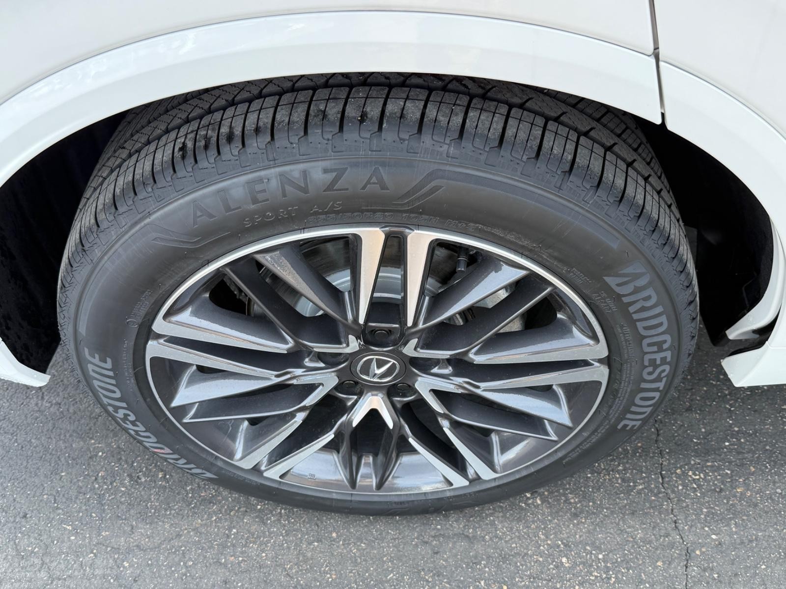 Acura MDX Vehicle Image 04