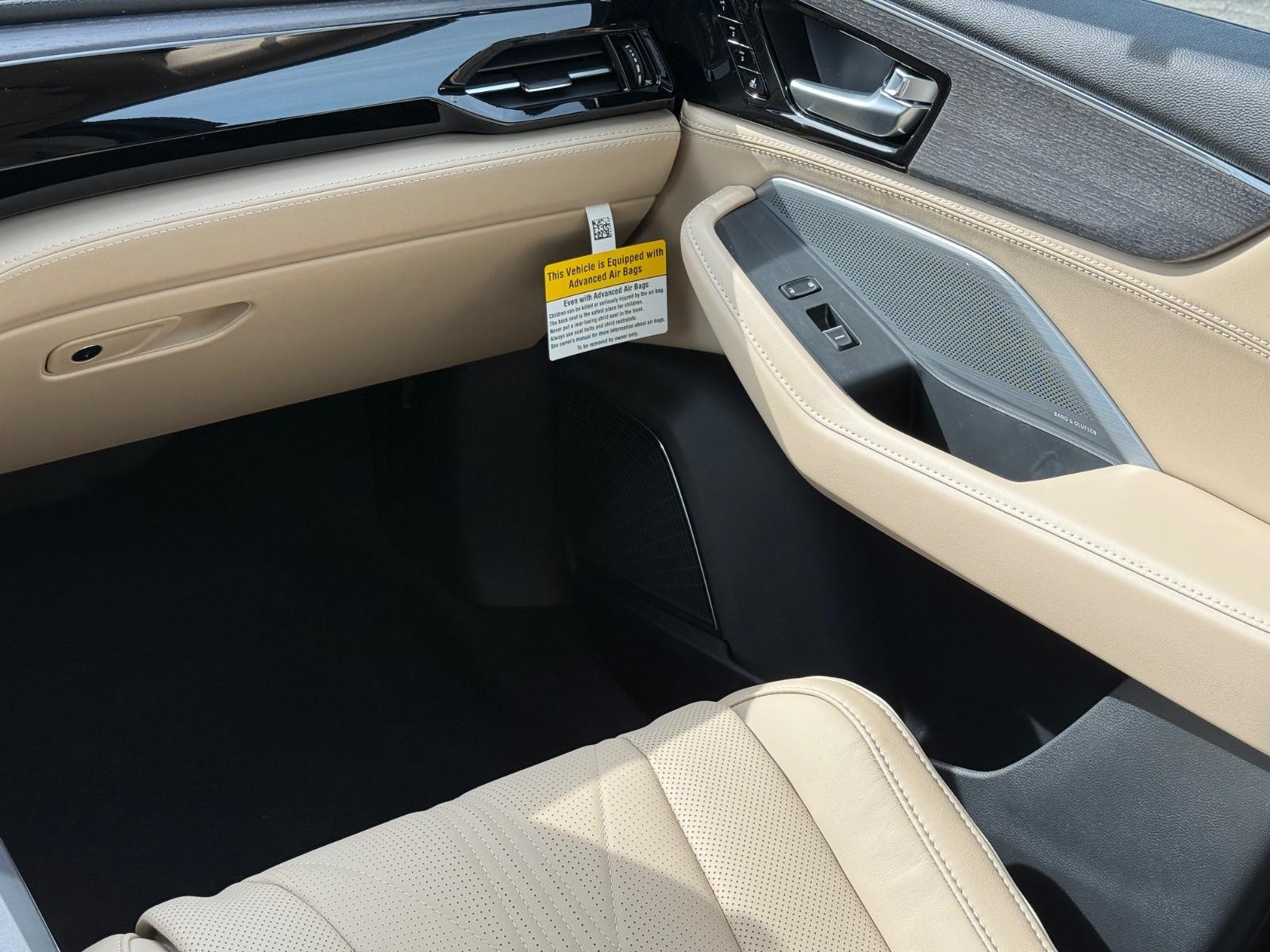 Acura MDX Vehicle Image 09