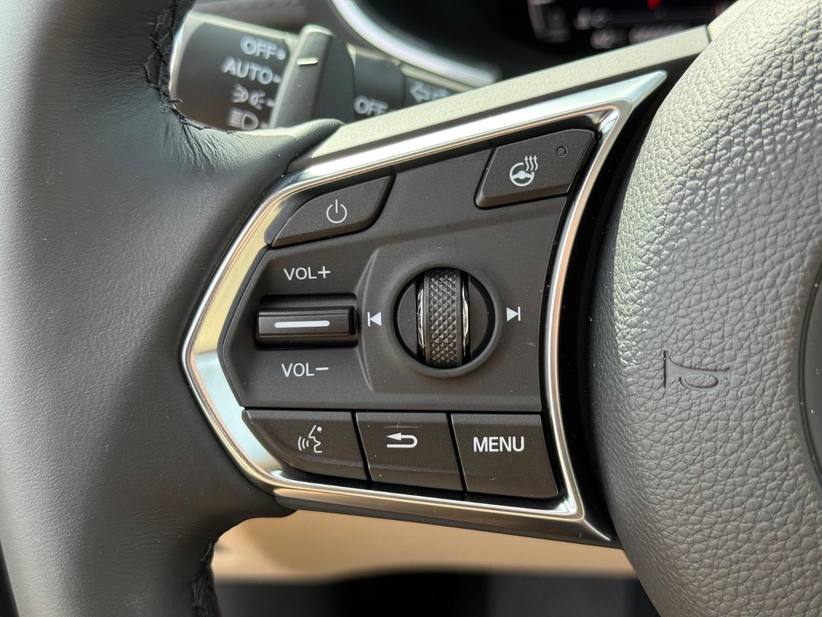 Acura MDX Vehicle Image 11