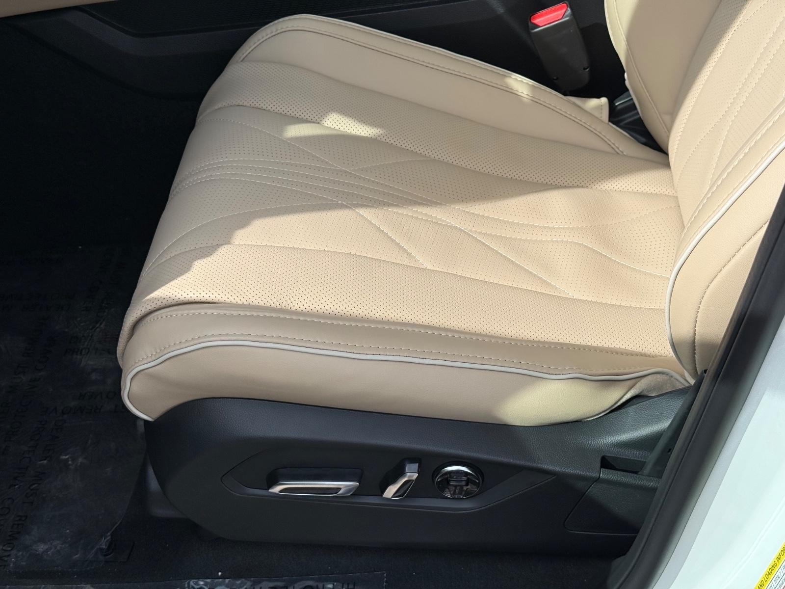 Acura MDX Vehicle Image 16