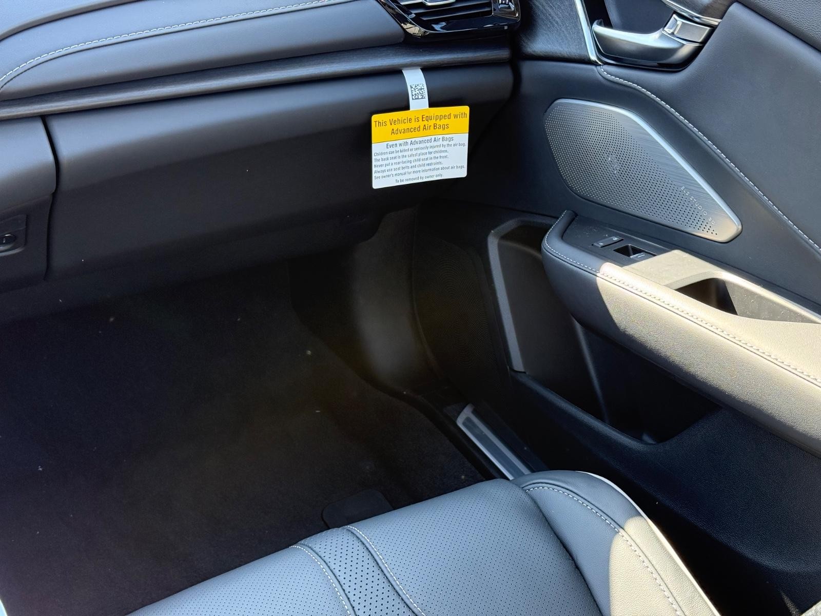 Acura RDX Vehicle Image 09