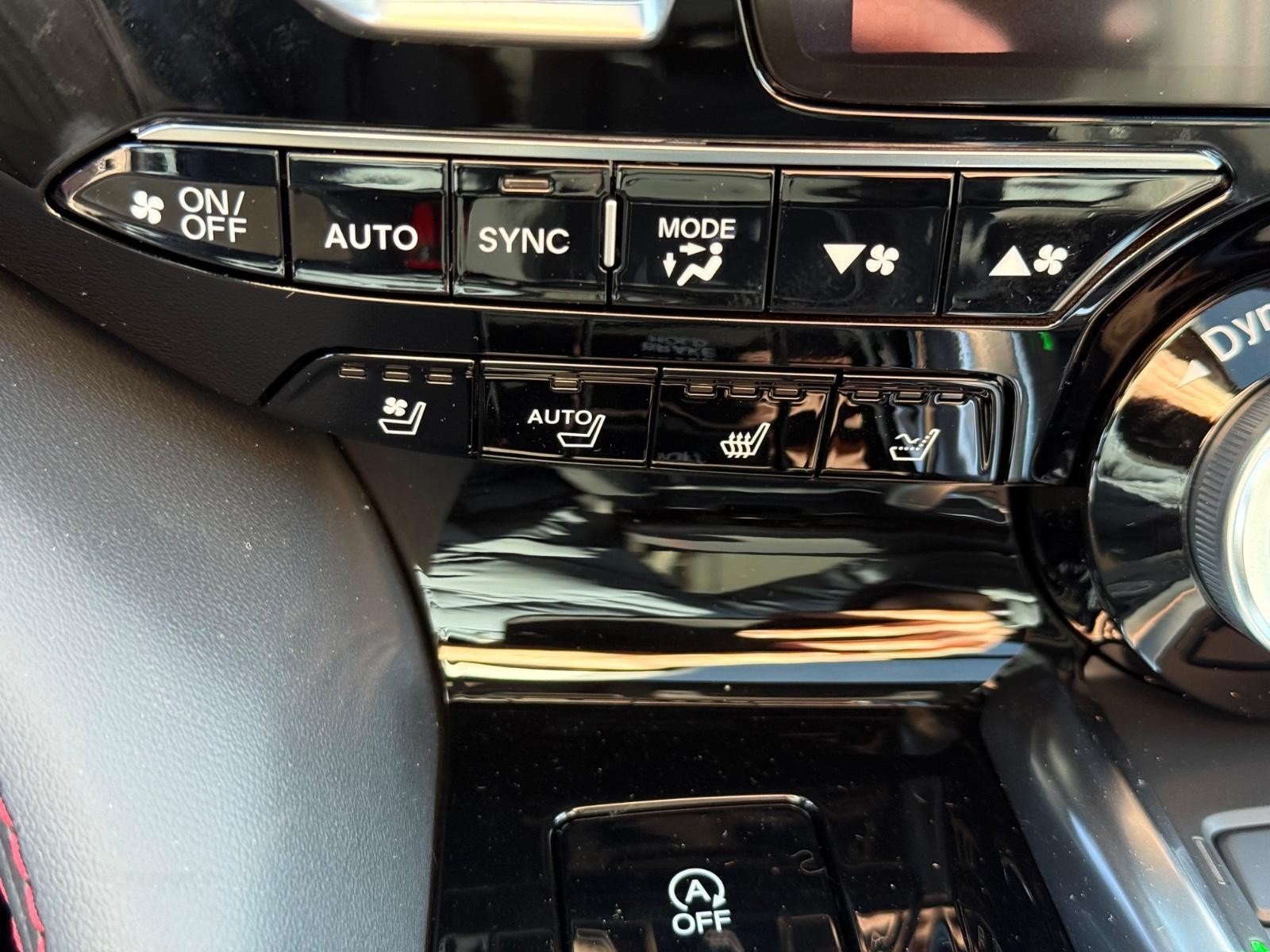 Acura MDX Vehicle Image 15