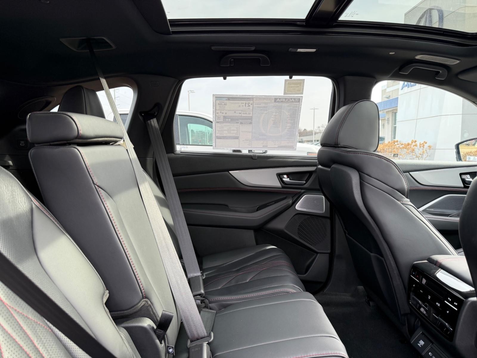 Acura MDX Vehicle Image 05