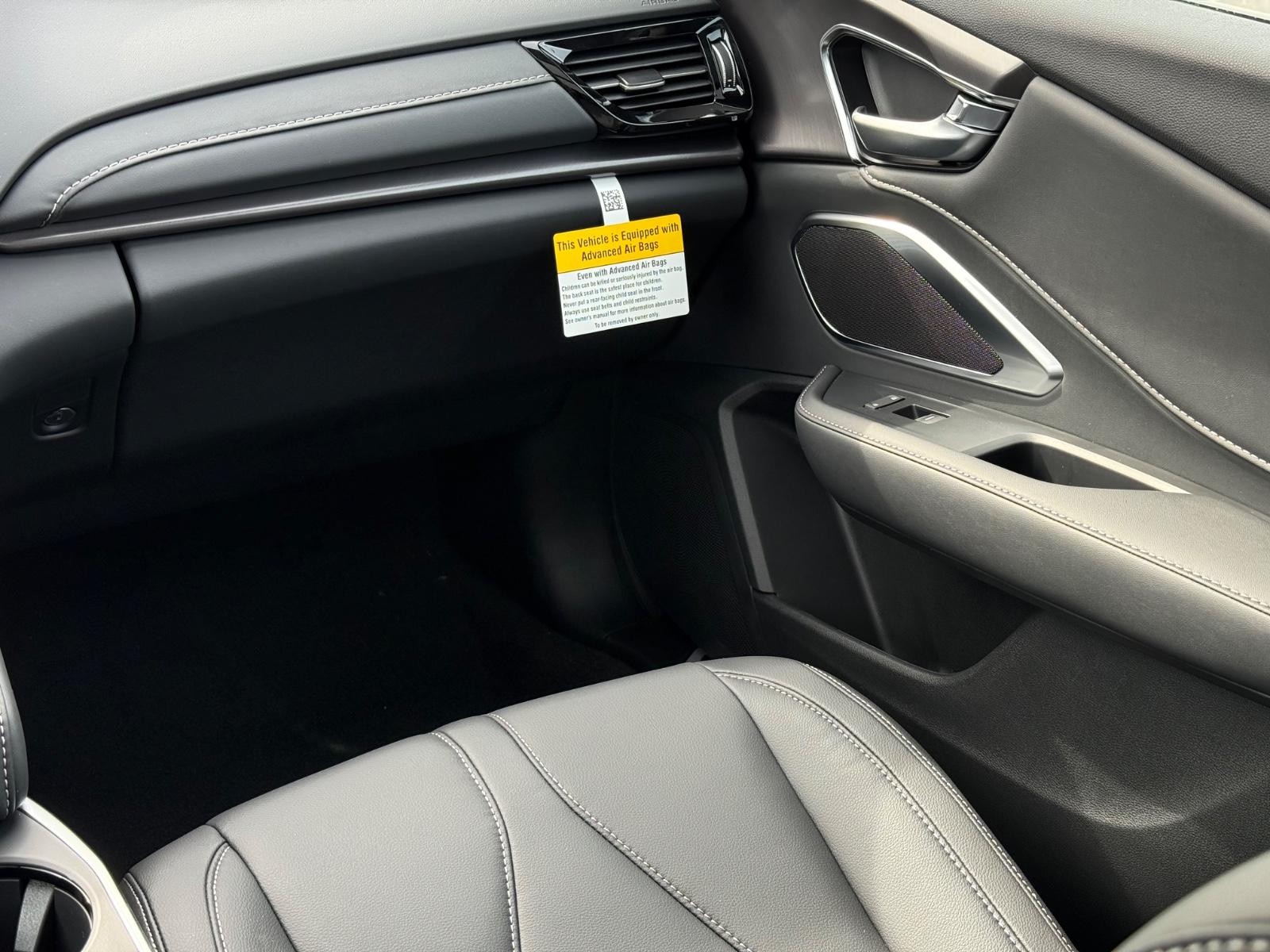 Acura RDX Vehicle Image 10