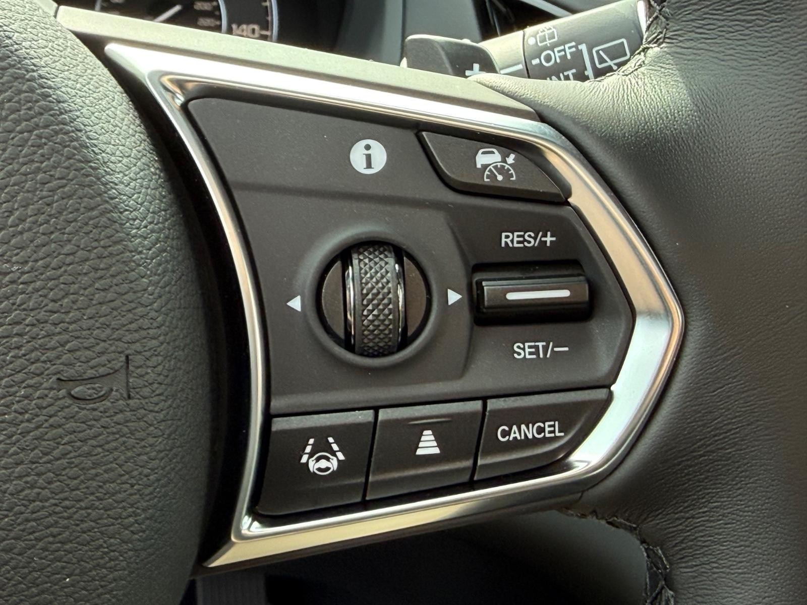 Acura RDX Vehicle Image 13
