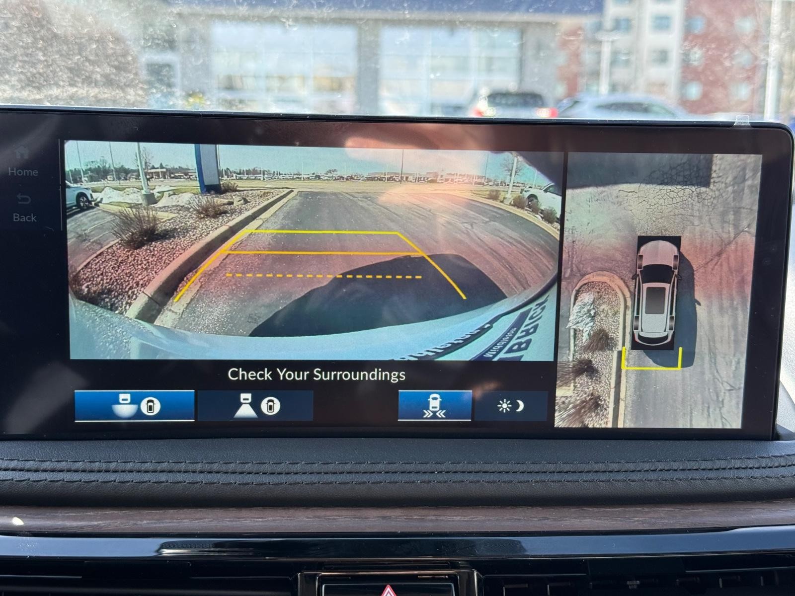 Acura MDX Vehicle Image 12