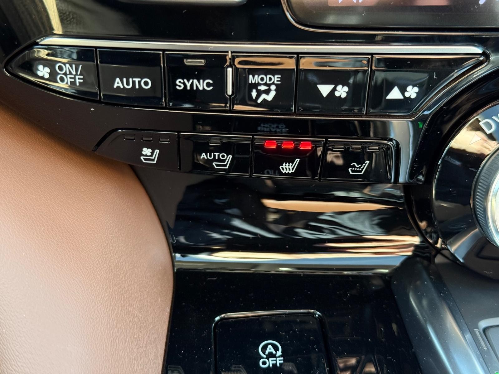 Acura MDX Vehicle Image 13