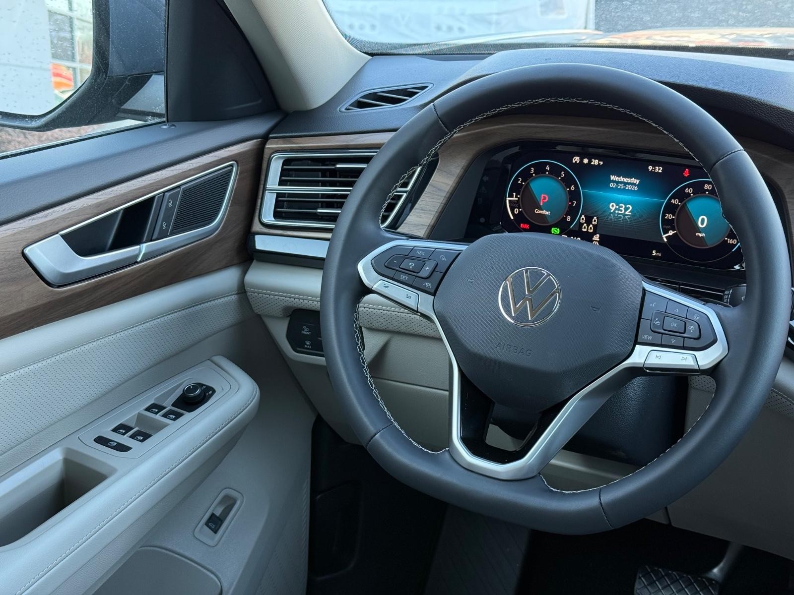 Volkswagen Atlas Vehicle Image 10