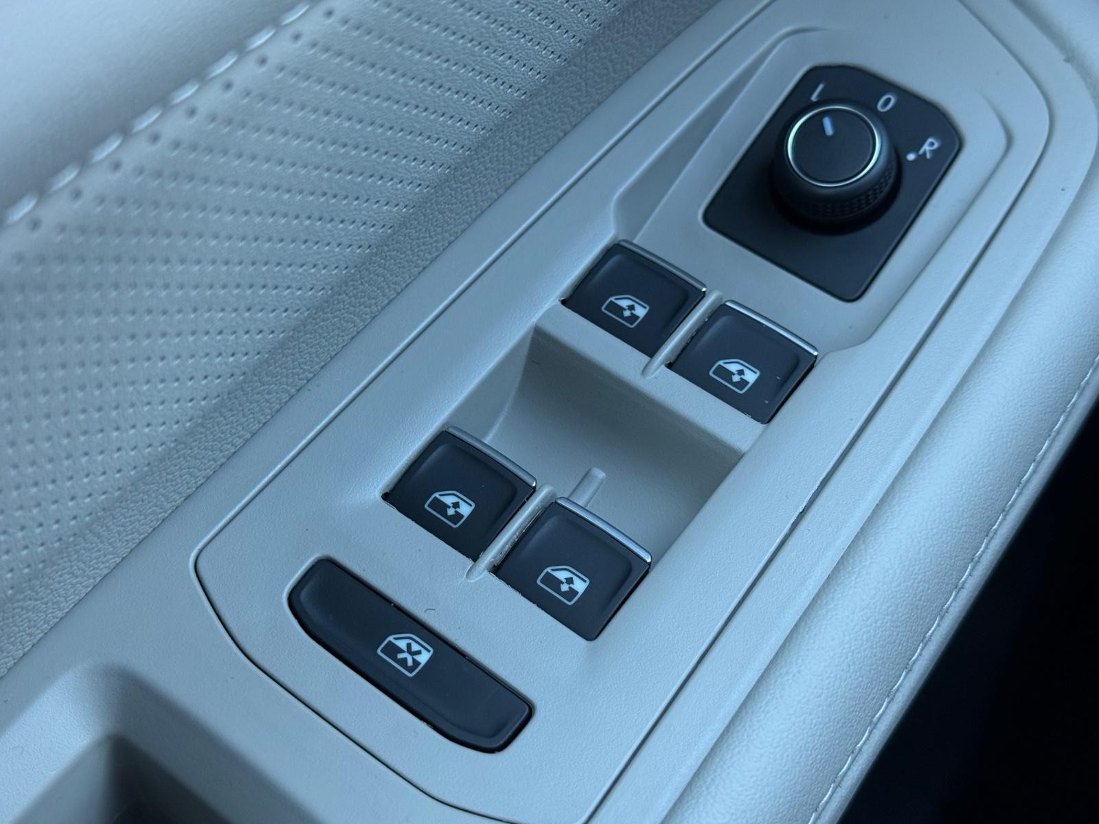 Volkswagen Atlas Vehicle Image 16