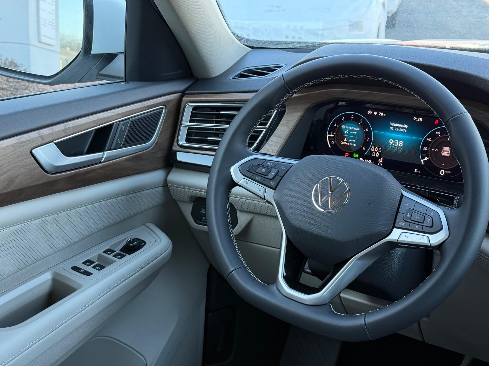 Volkswagen Atlas Vehicle Image 10