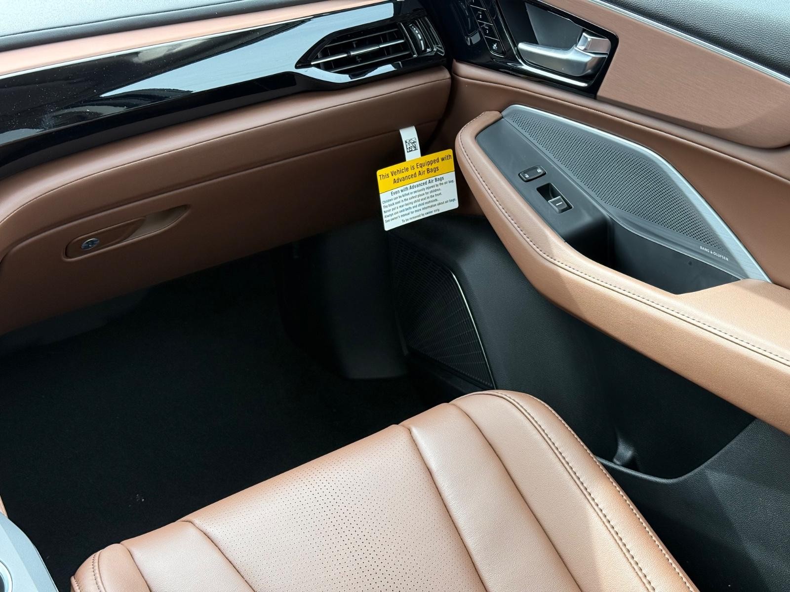 Acura MDX Vehicle Image 10