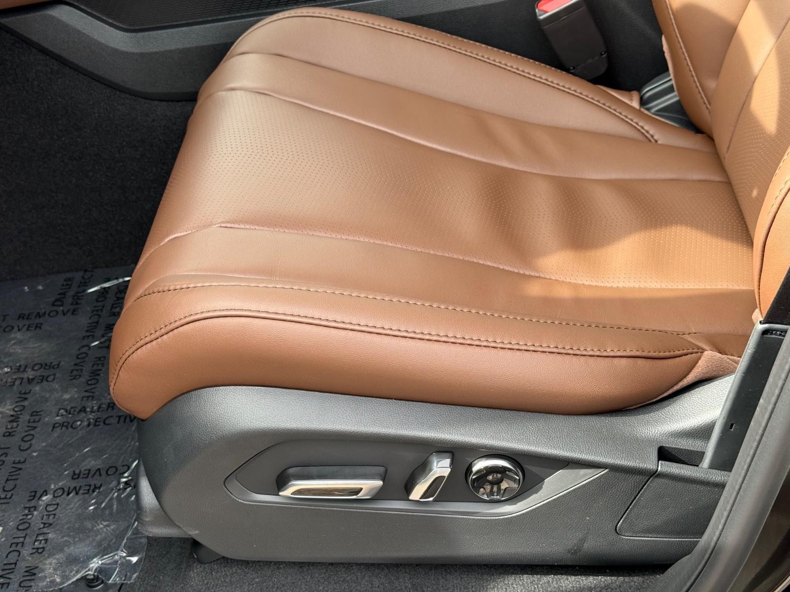 Acura MDX Vehicle Image 16