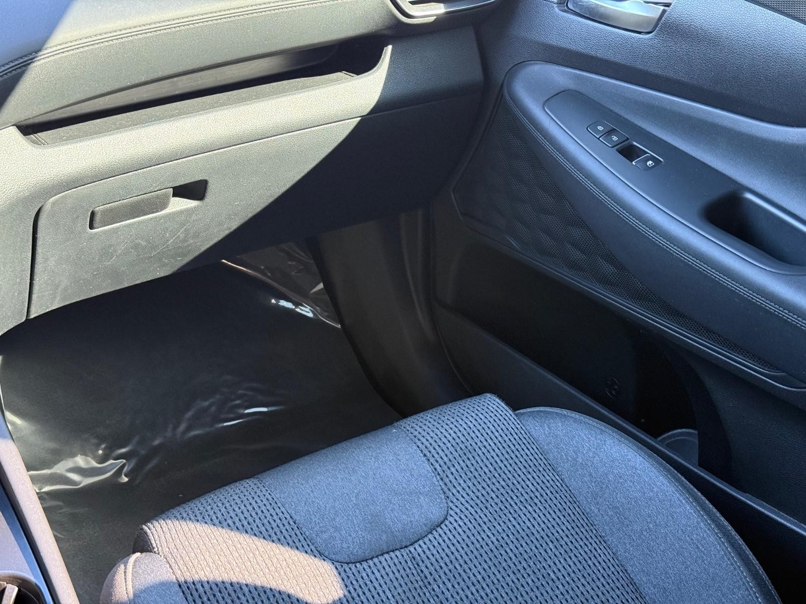 Hyundai Santa Fe Vehicle Image 15