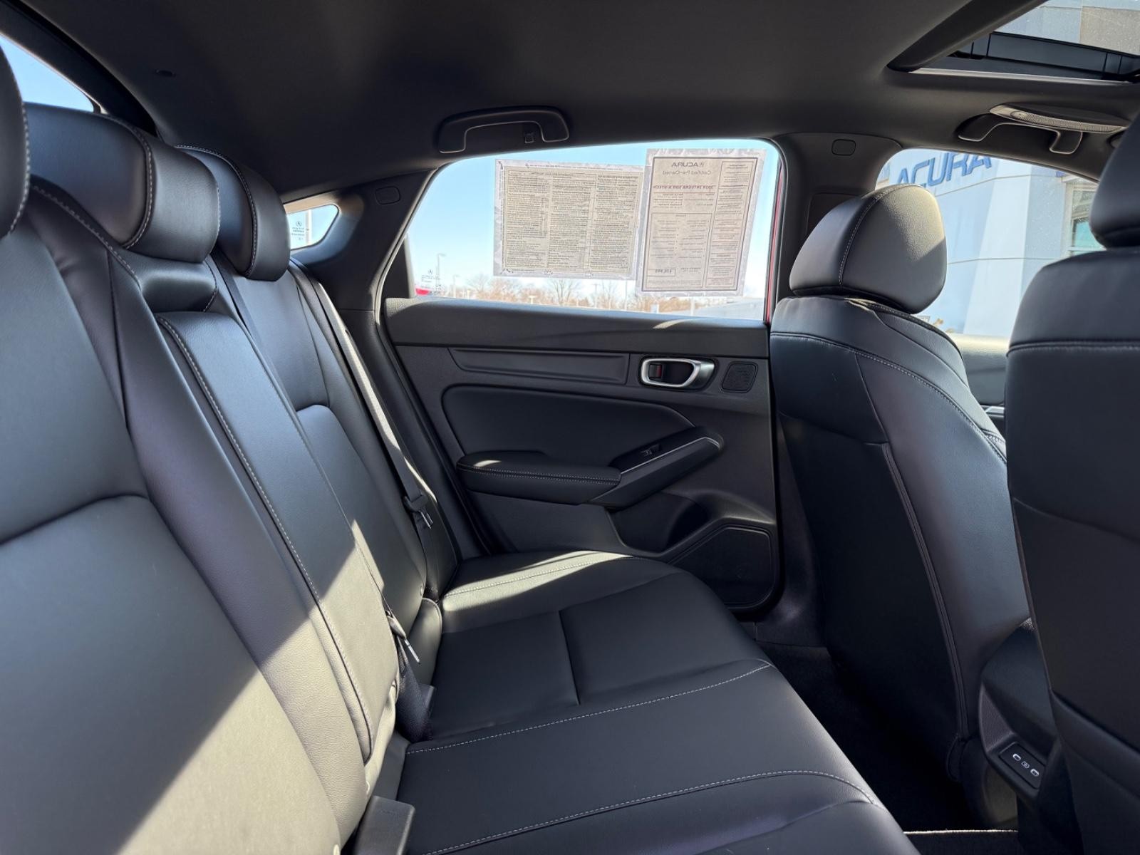 Acura Integra Vehicle Image 10