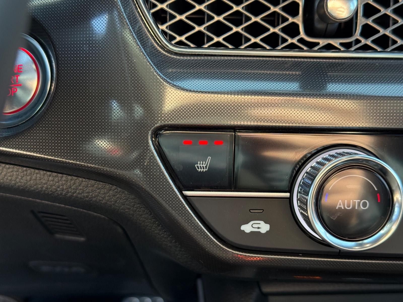 Acura Integra Vehicle Image 21