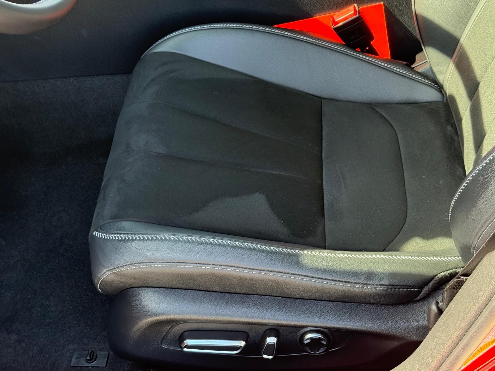 Acura Integra Vehicle Image 23