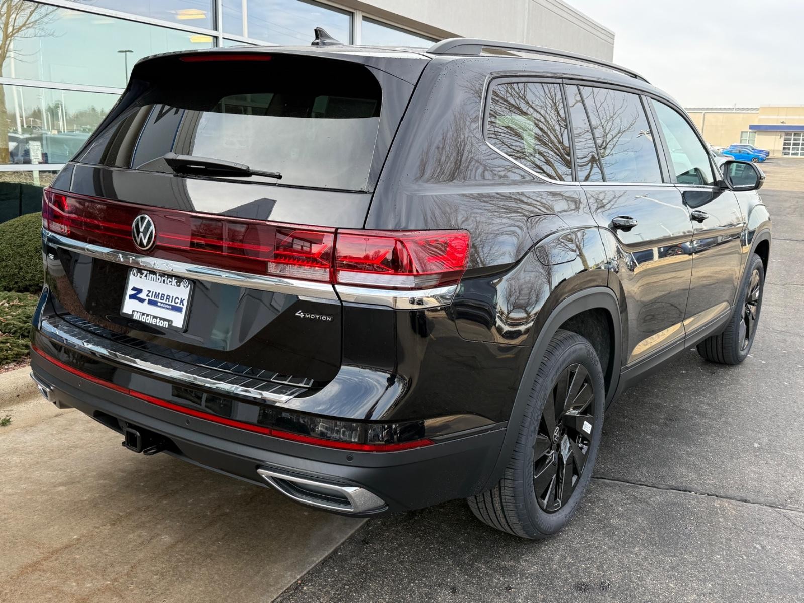 Volkswagen Atlas Vehicle Image 03