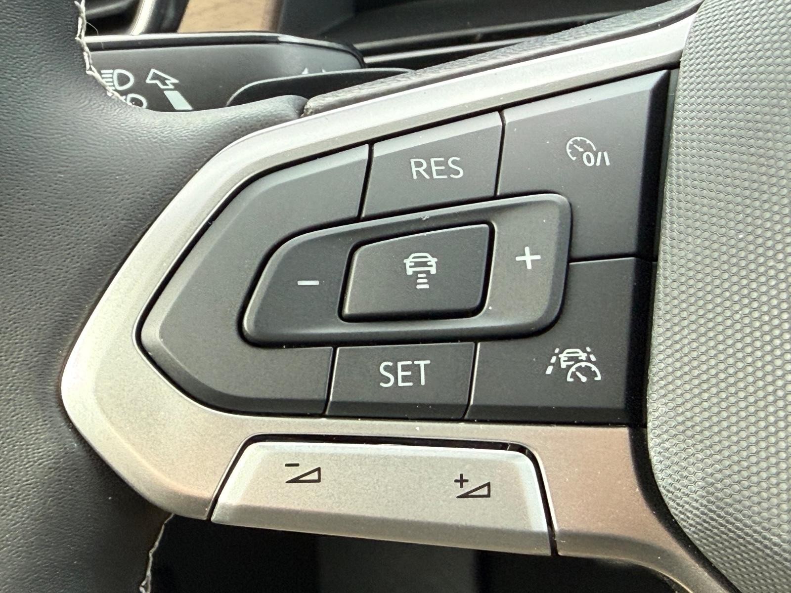 Volkswagen Atlas Vehicle Image 12