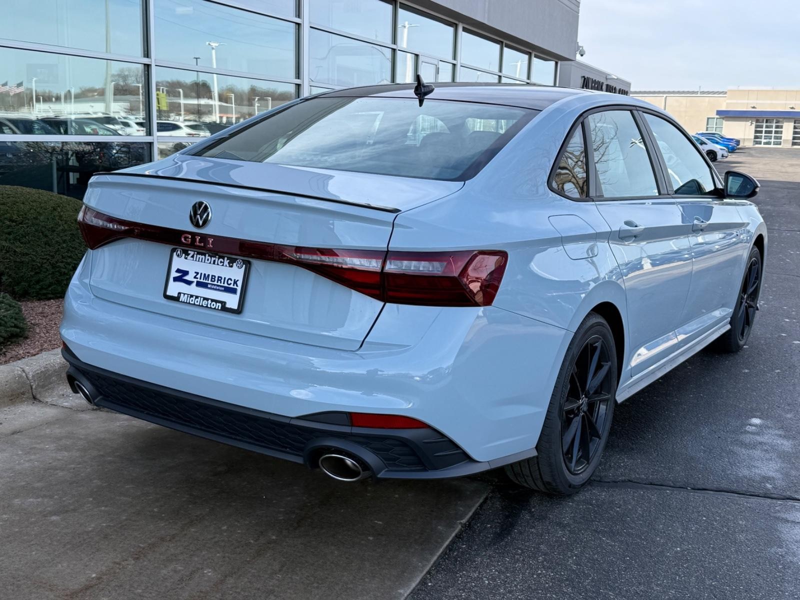 Volkswagen Jetta GLI Vehicle Image 03