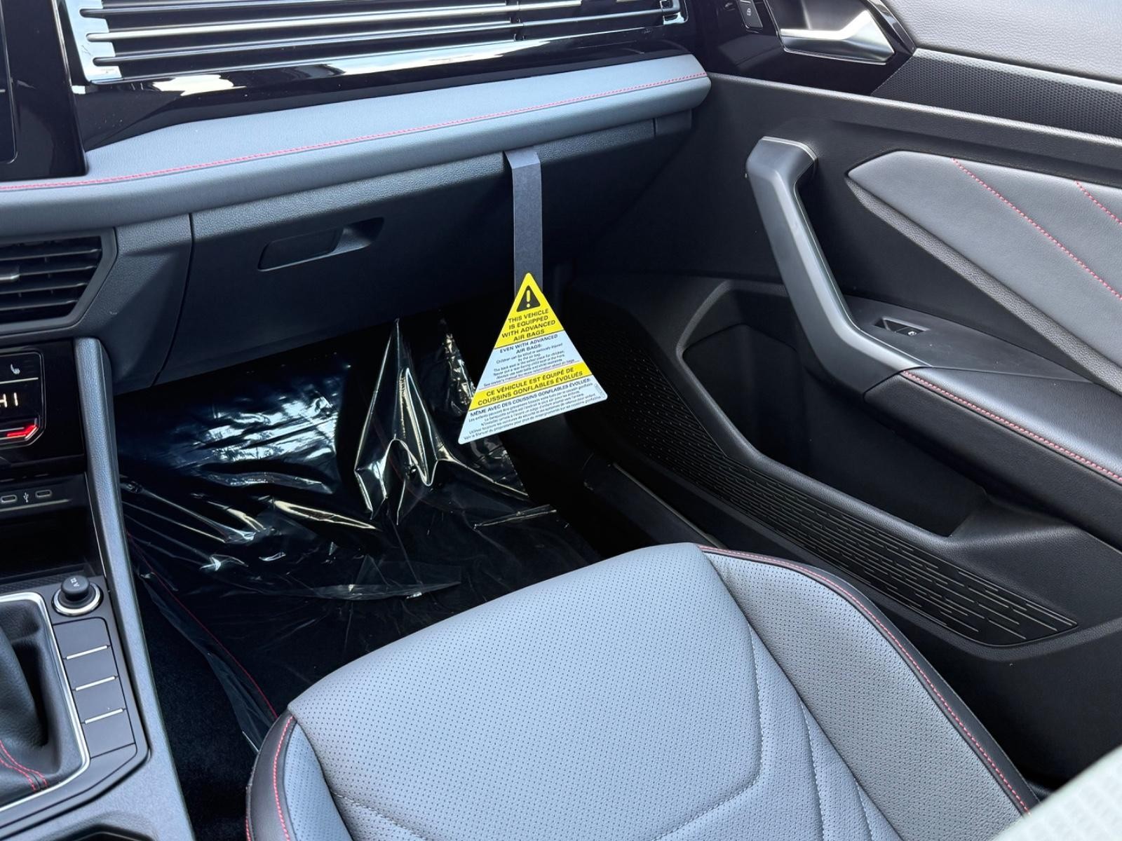 Volkswagen Jetta GLI Vehicle Image 10