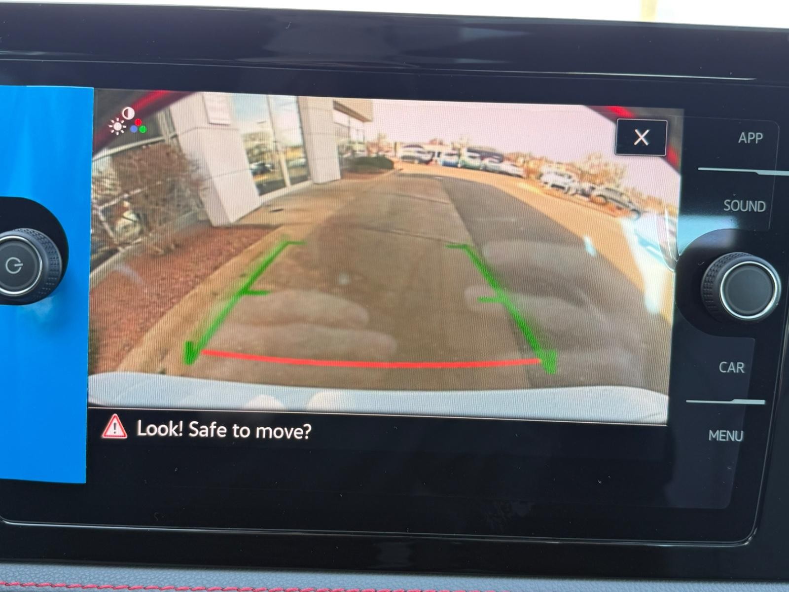 Volkswagen Jetta GLI Vehicle Image 13