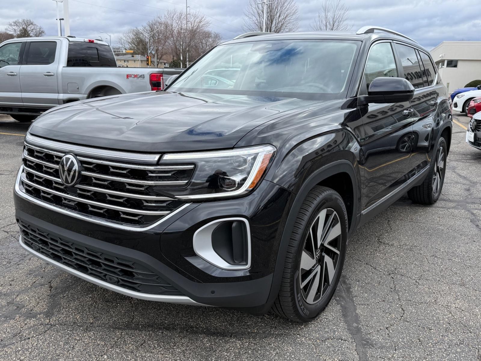 Volkswagen Atlas Vehicle Image 08