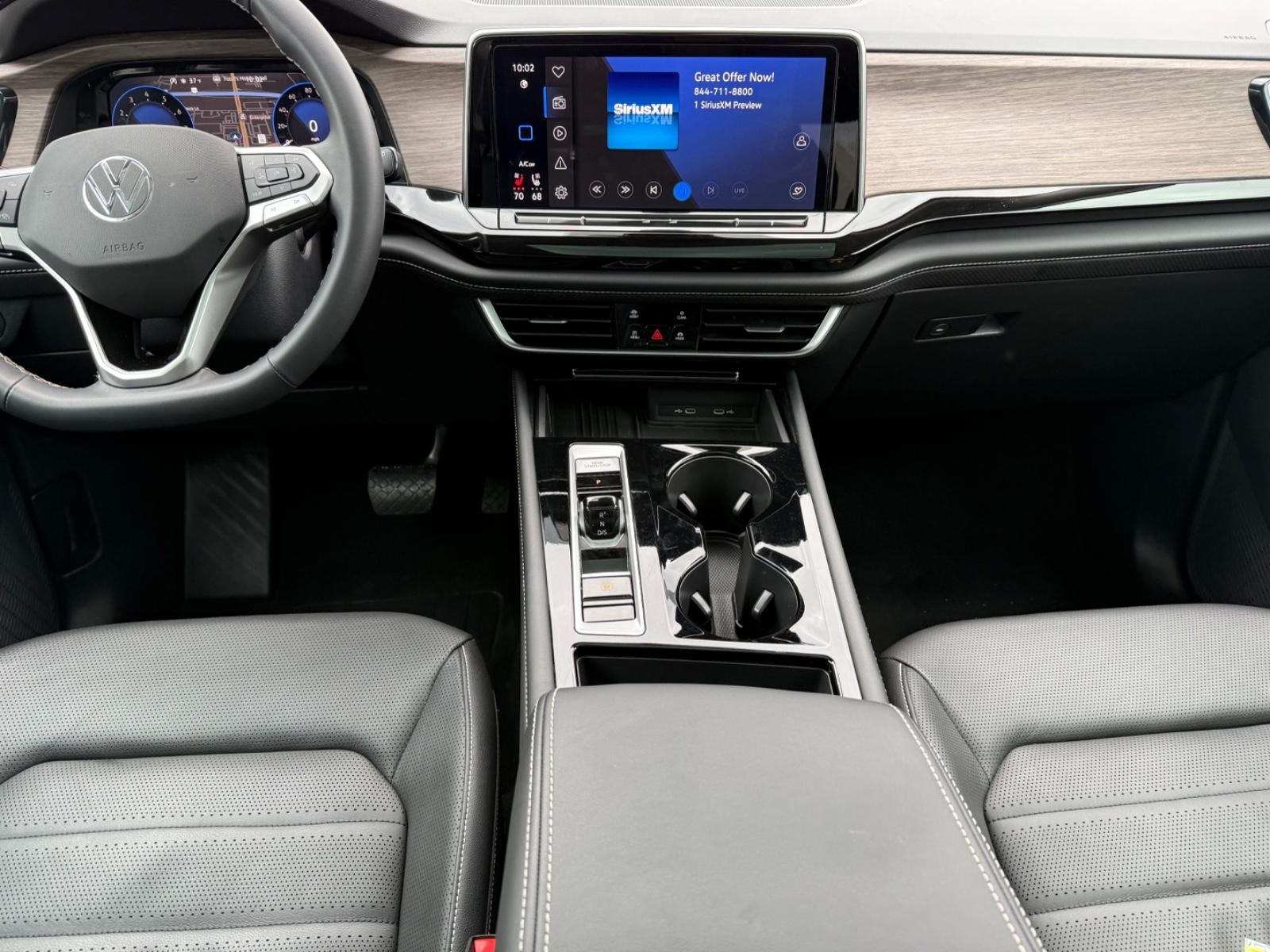 Volkswagen Atlas Vehicle Image 11