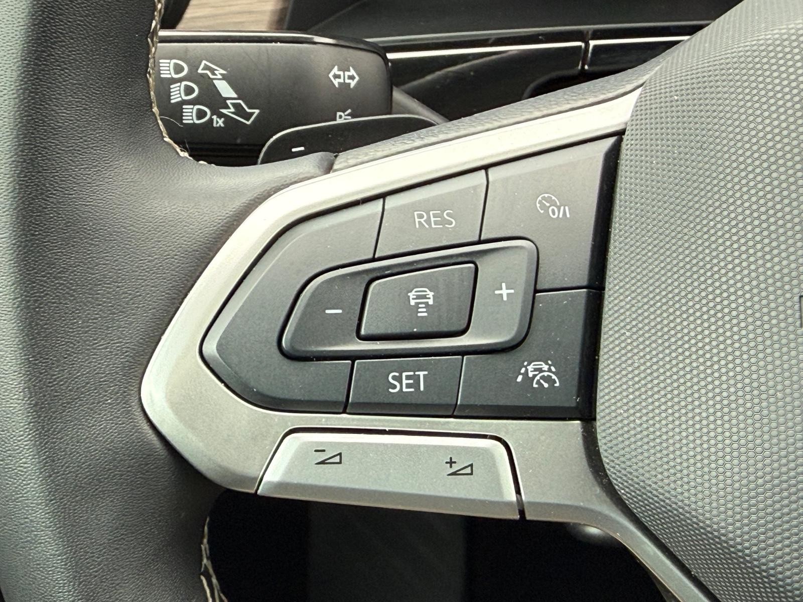 Volkswagen Atlas Vehicle Image 16