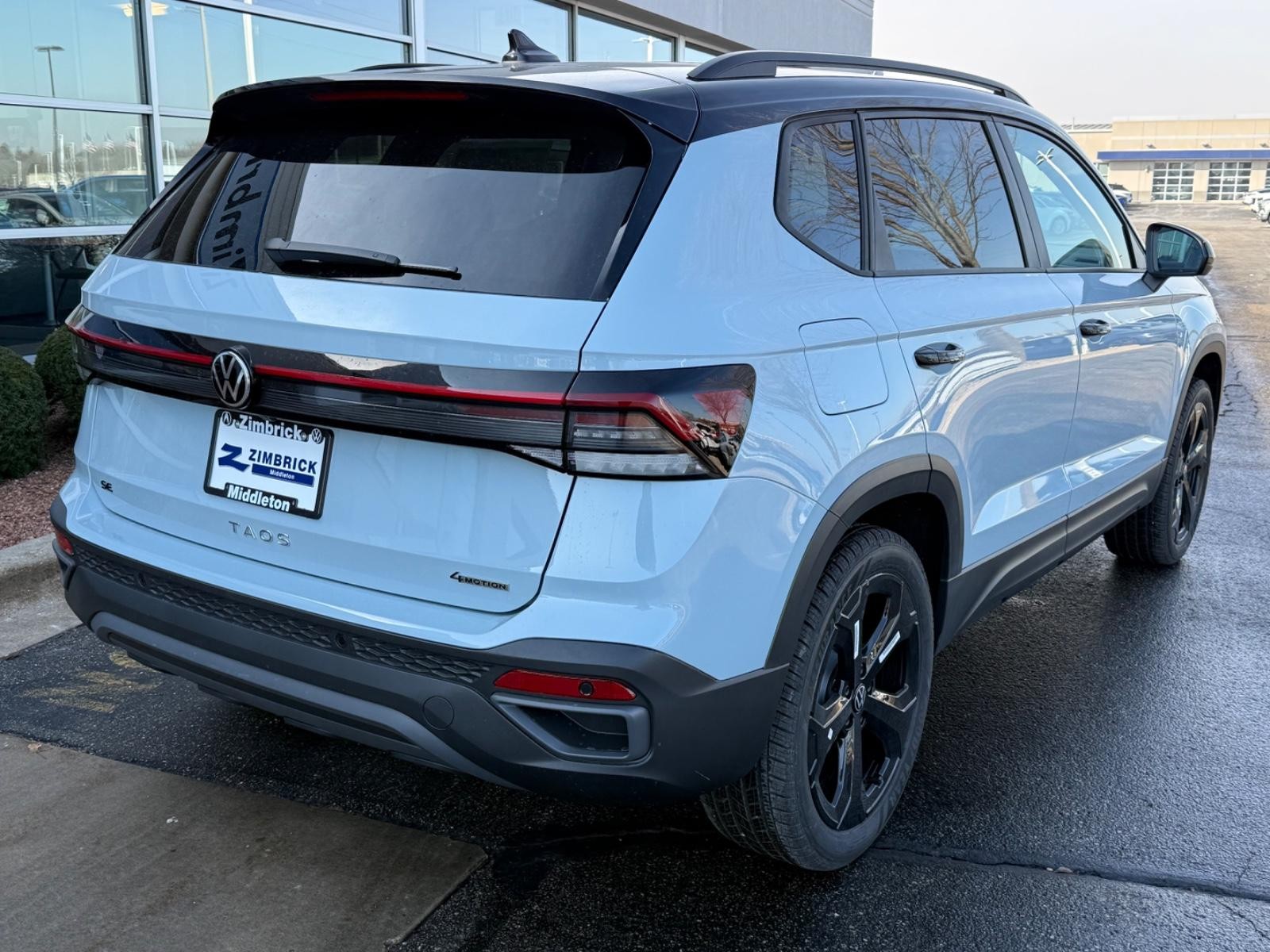 Volkswagen Taos Vehicle Image 03