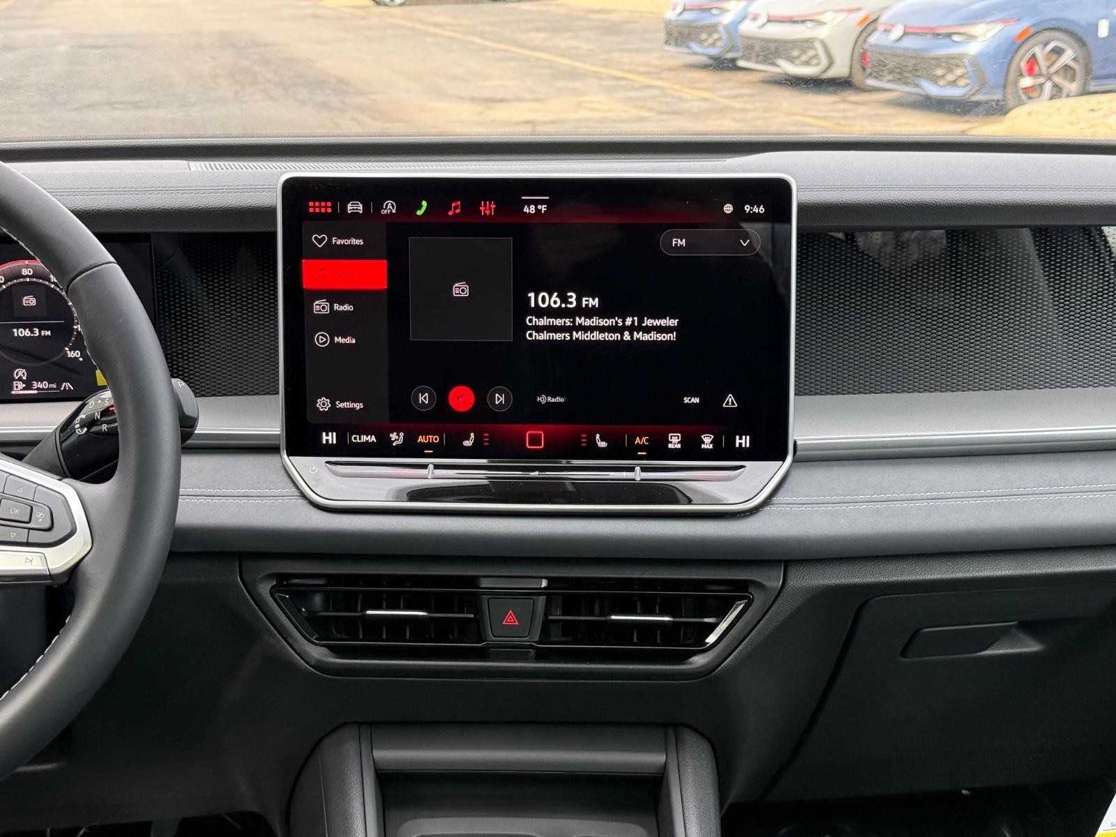 Volkswagen Tiguan Vehicle Image 07