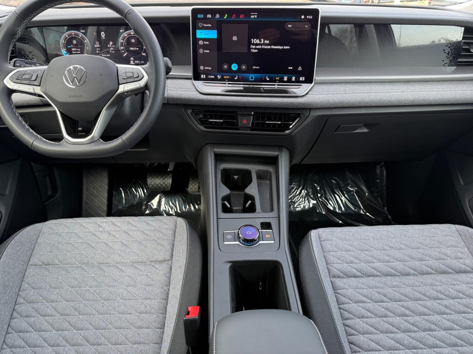 Volkswagen Tiguan Vehicle Image 06
