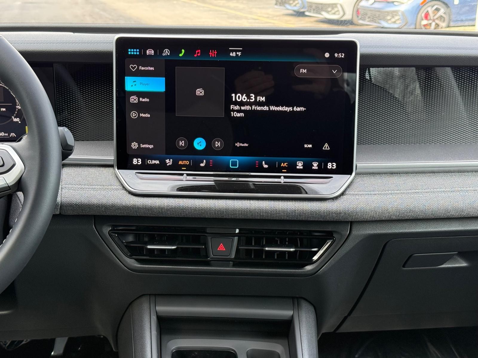 Volkswagen Tiguan Vehicle Image 07