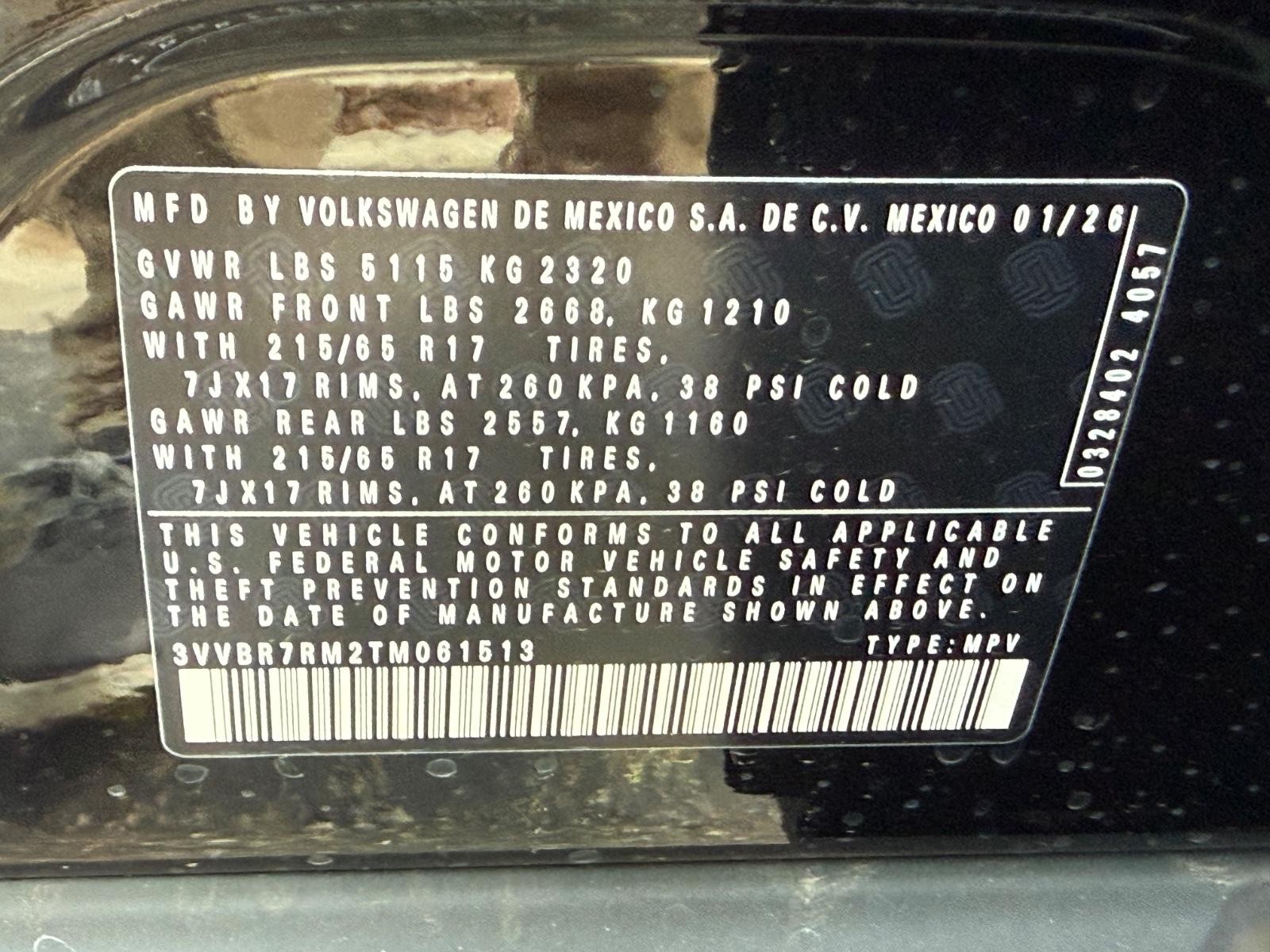 Volkswagen Tiguan Vehicle Image 17