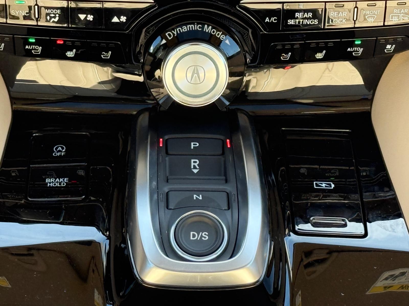 Acura MDX Vehicle Image 08