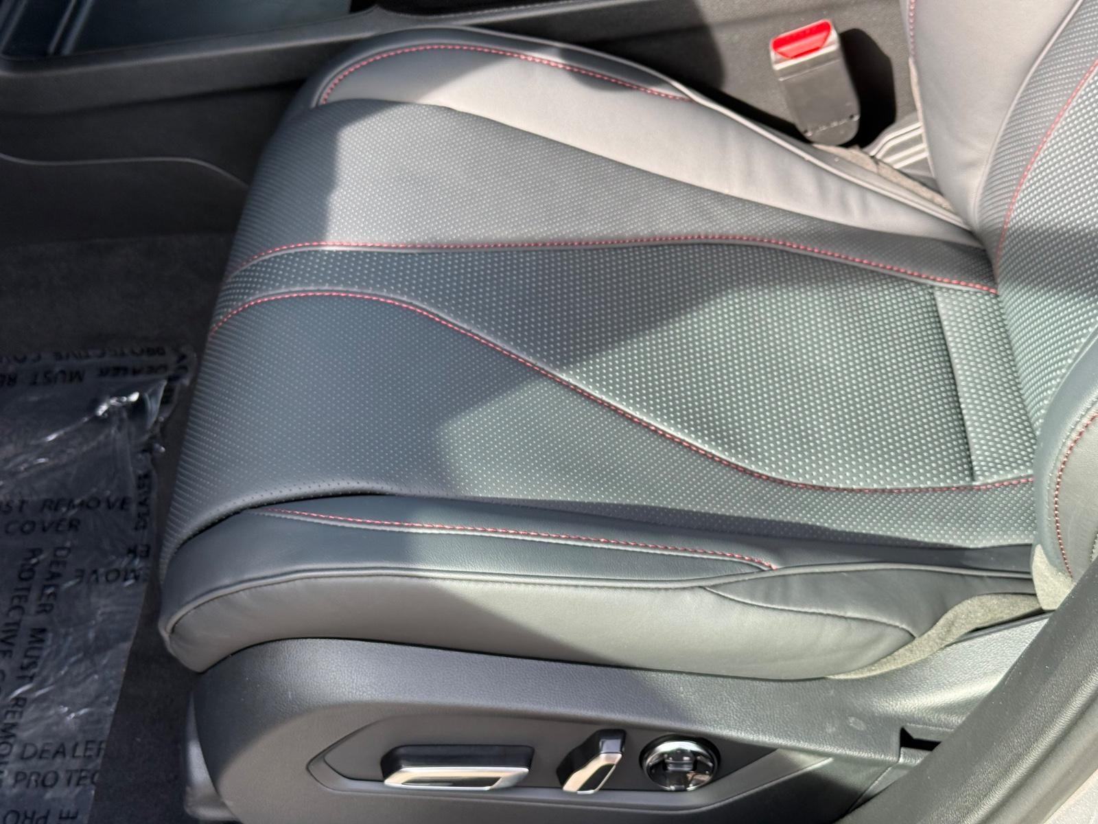 Acura RDX Vehicle Image 17