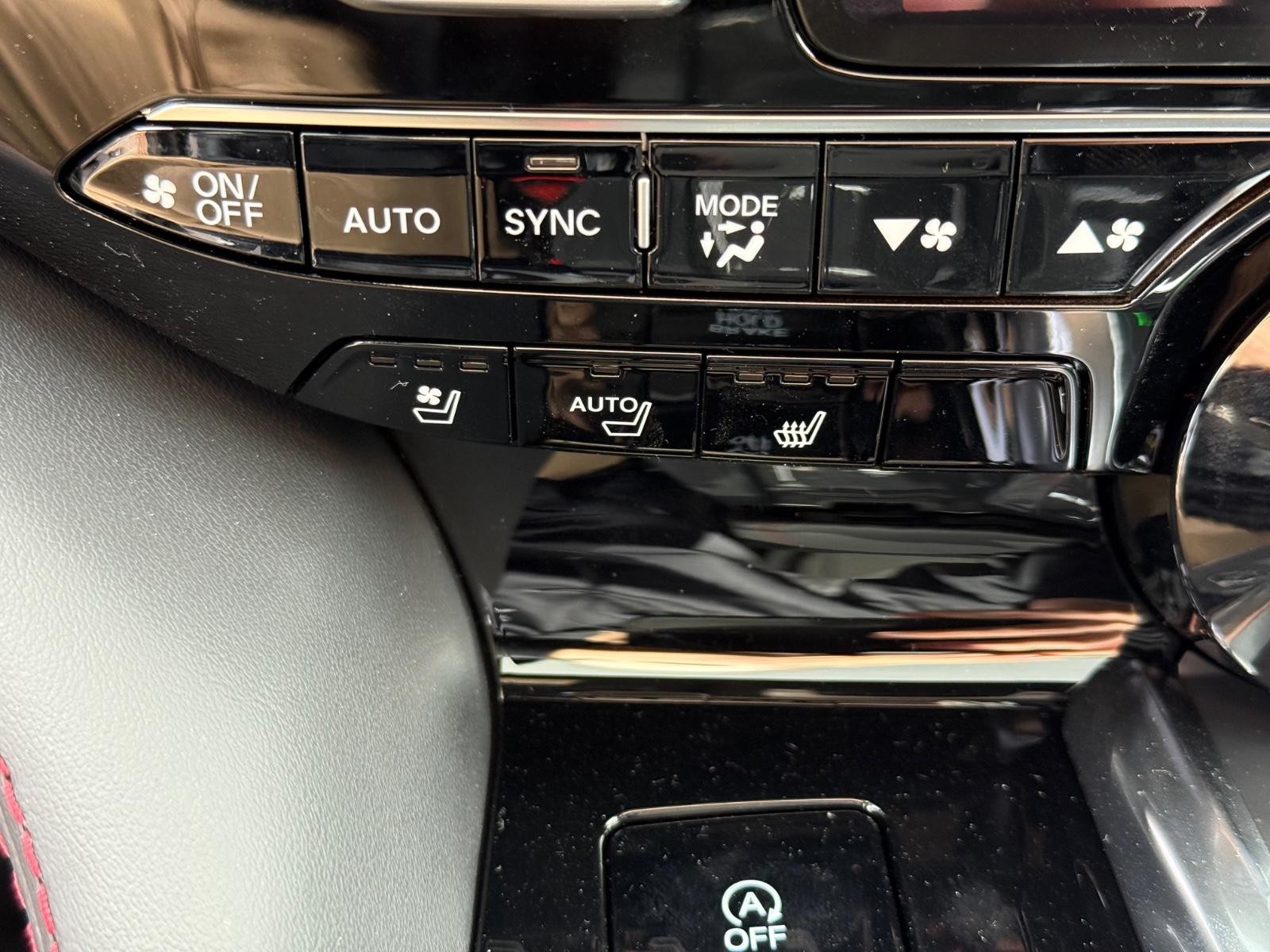 Acura MDX Vehicle Image 15