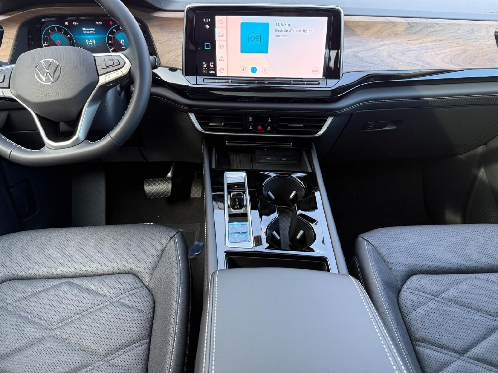 Volkswagen Atlas Vehicle Image 07