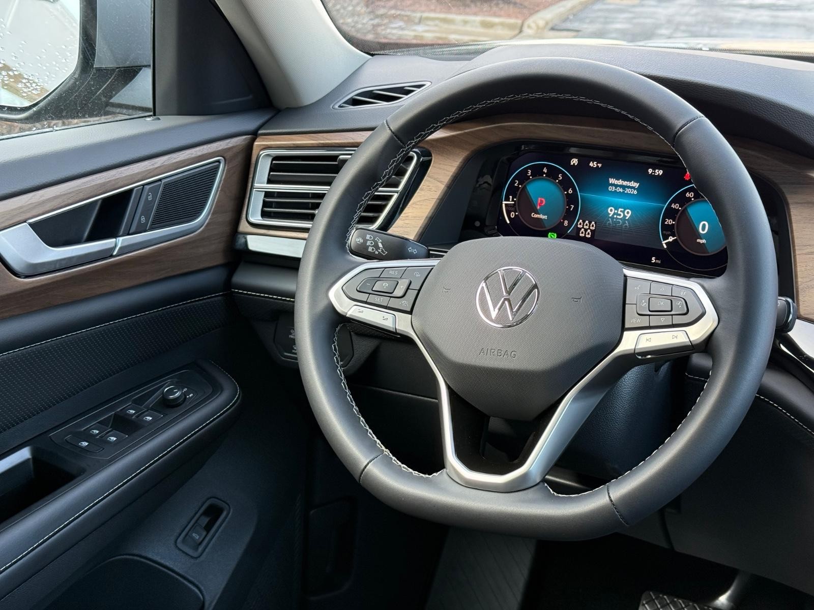 Volkswagen Atlas Vehicle Image 10
