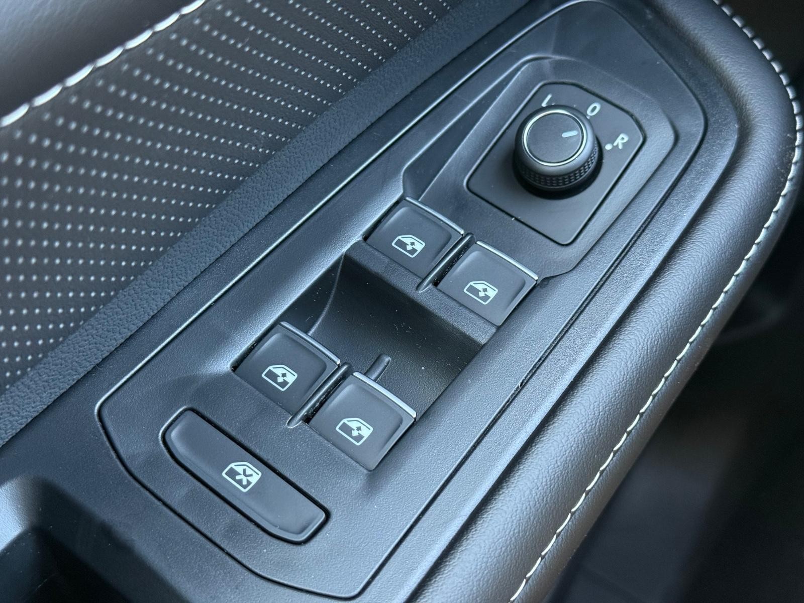 Volkswagen Atlas Vehicle Image 16