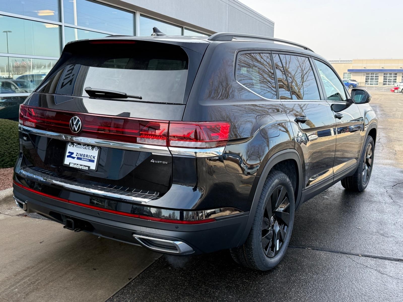 Volkswagen Atlas Vehicle Image 03