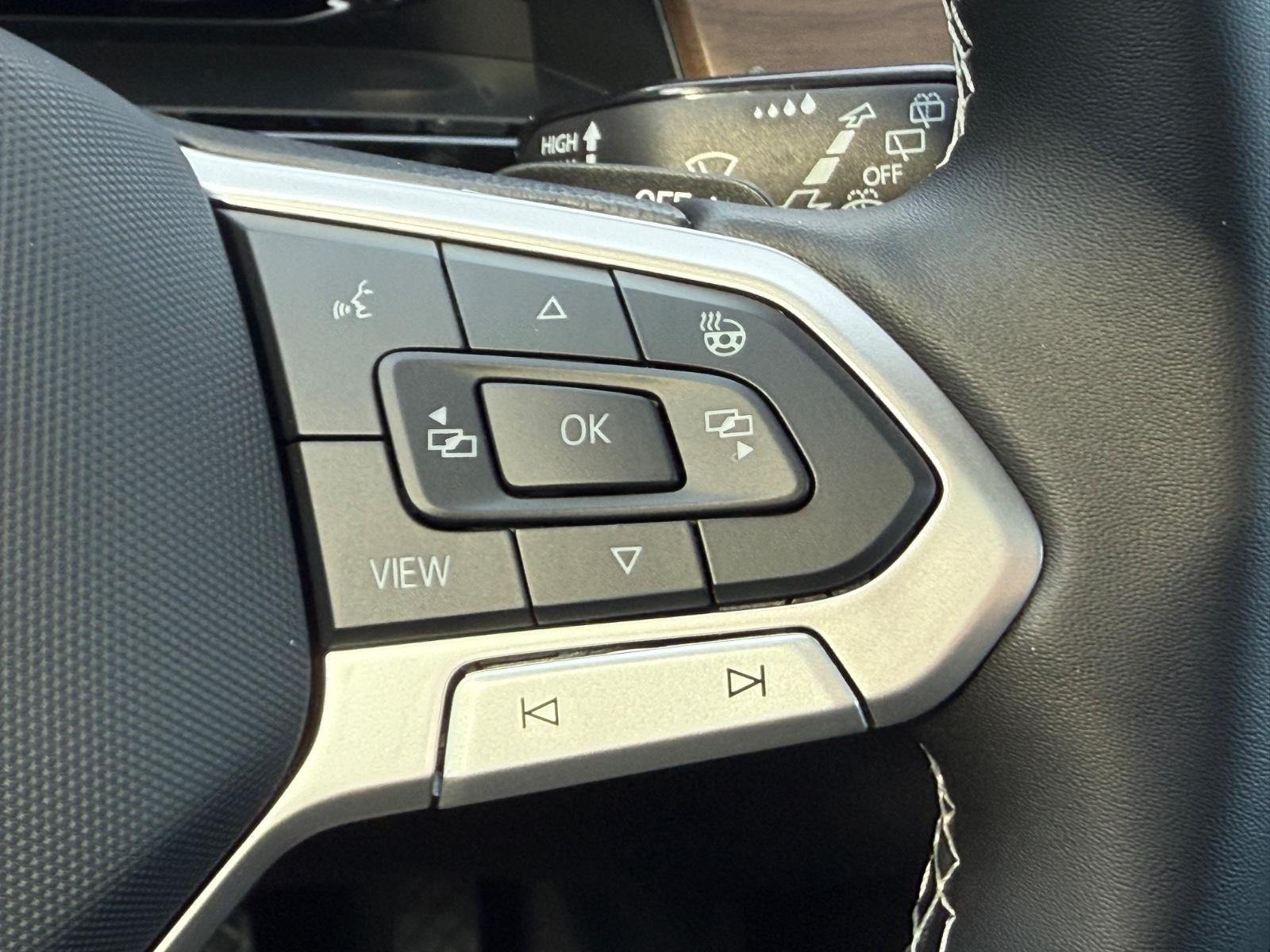 Volkswagen Atlas Vehicle Image 13