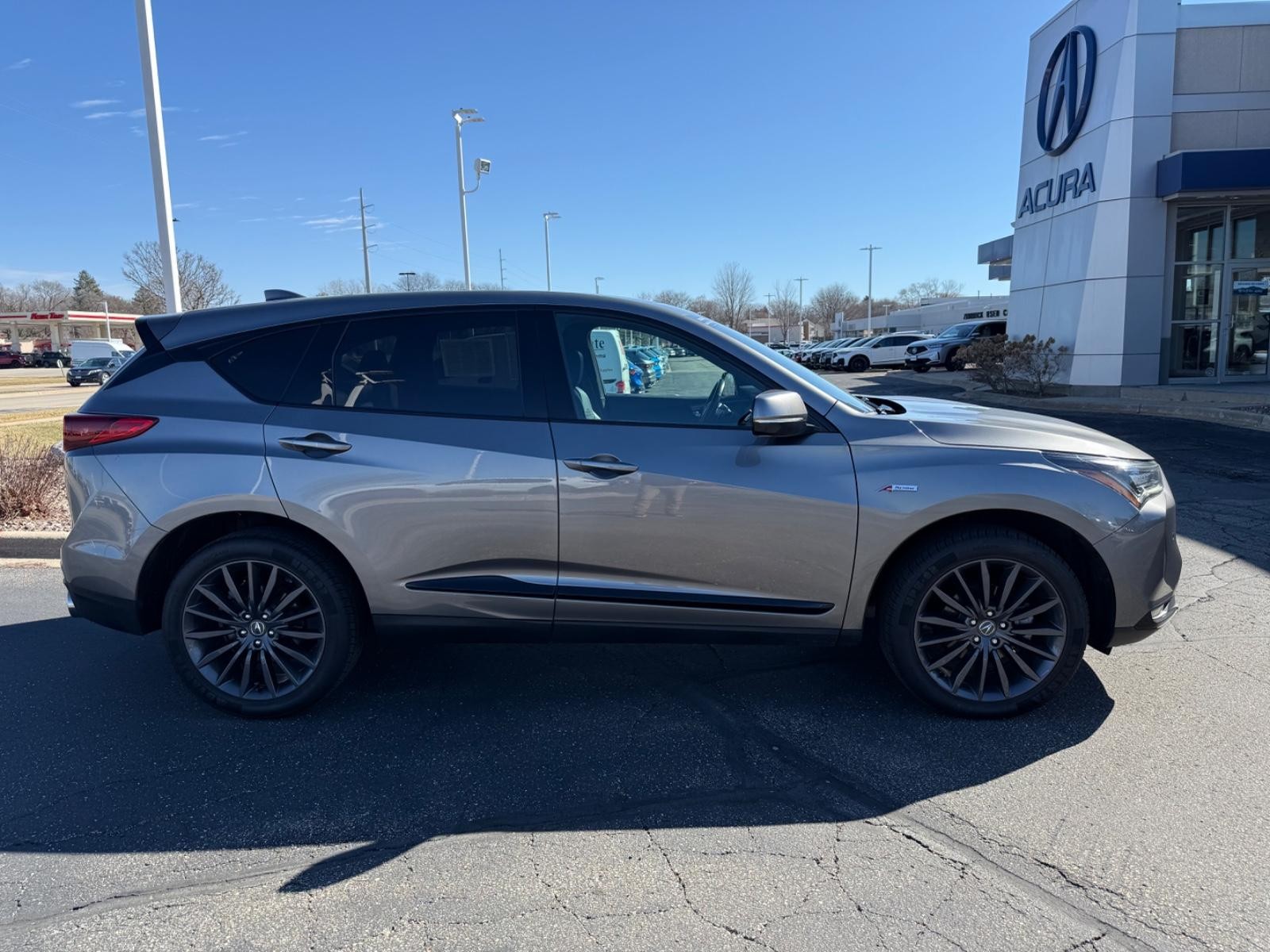 Acura RDX Vehicle Image 02