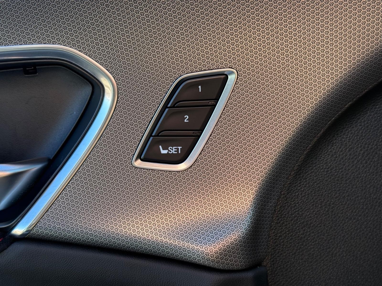 Acura RDX Vehicle Image 16