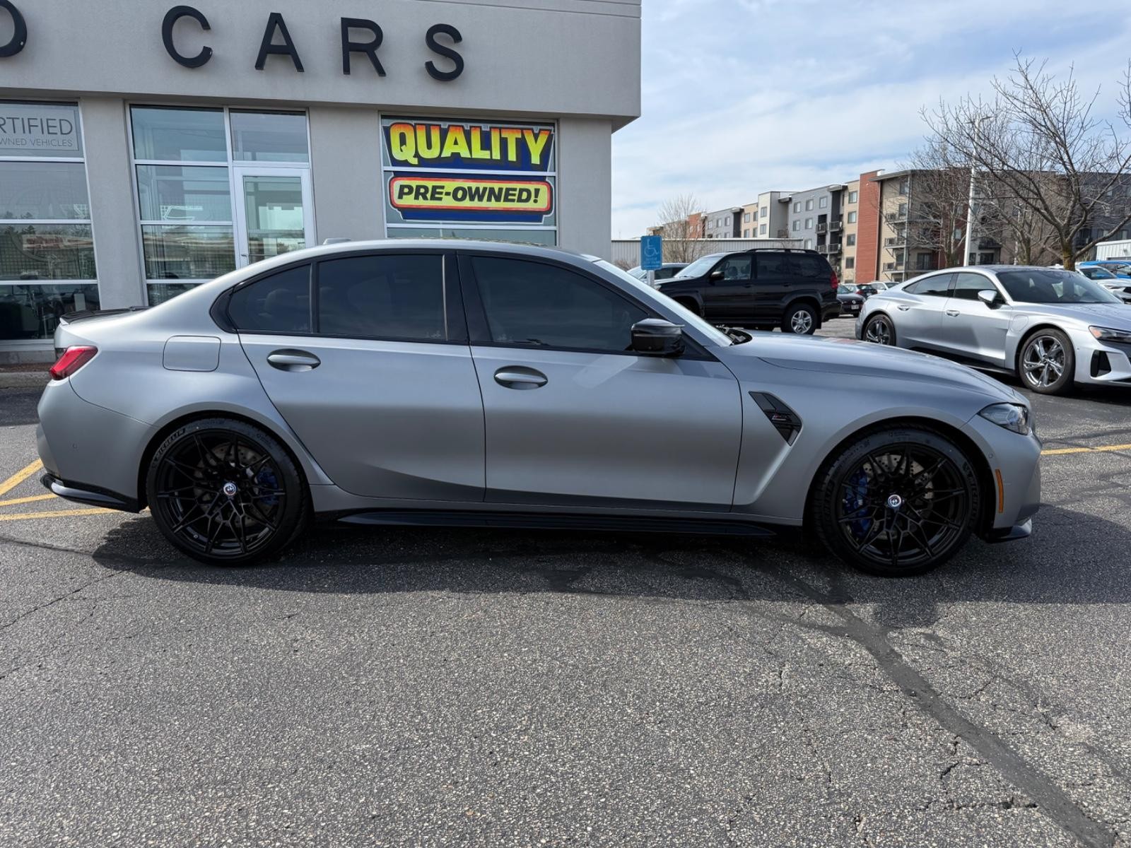 BMW M3 Vehicle Image 02