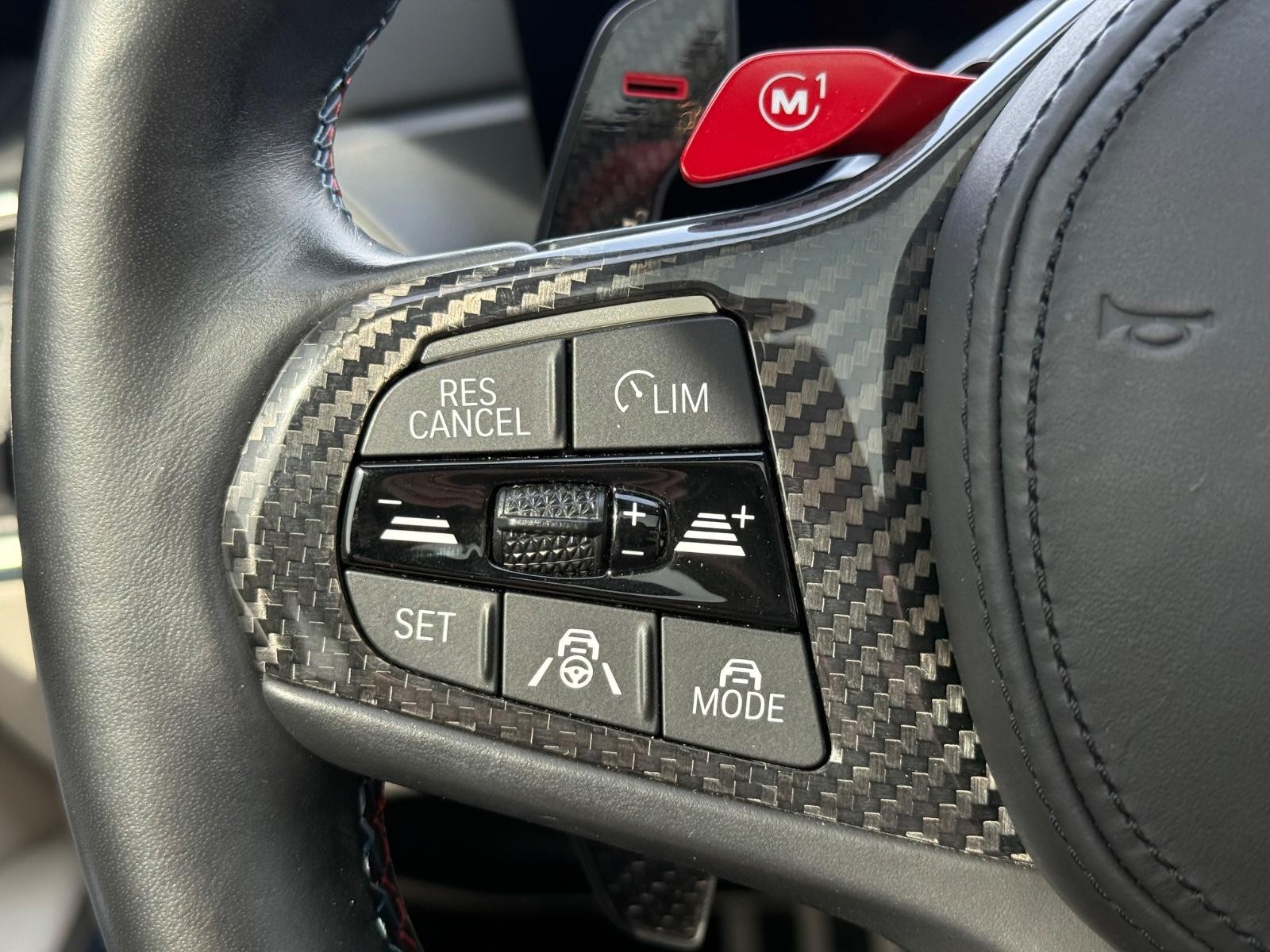 BMW M3 Vehicle Image 17