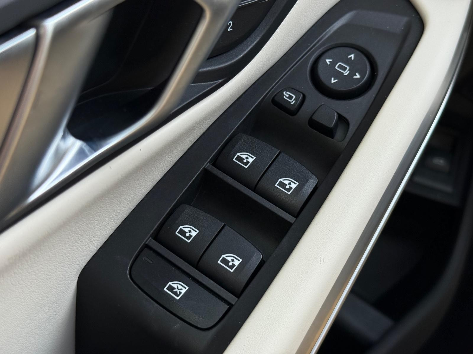 BMW M3 Vehicle Image 23