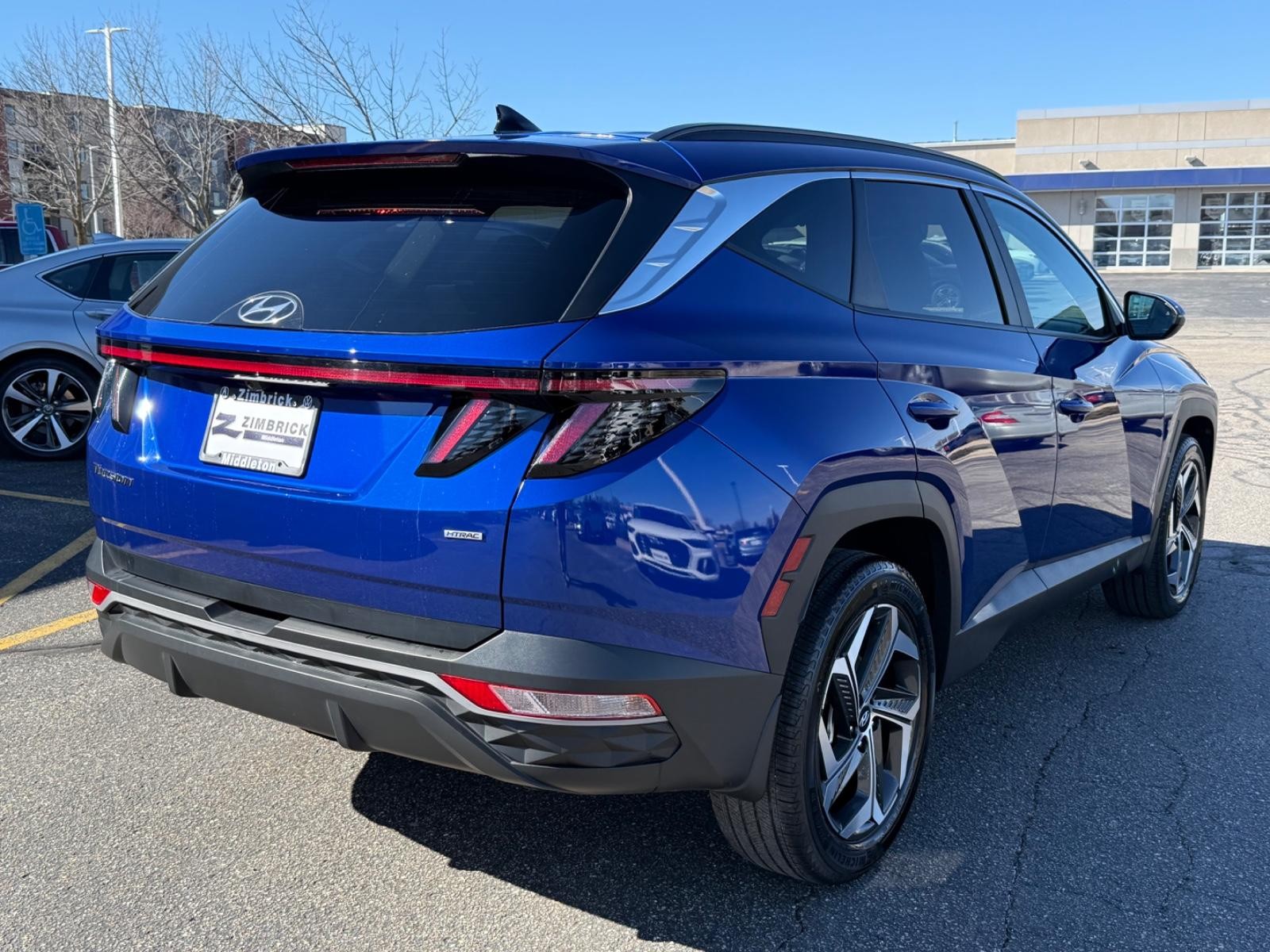 Hyundai Tucson Vehicle Image 03