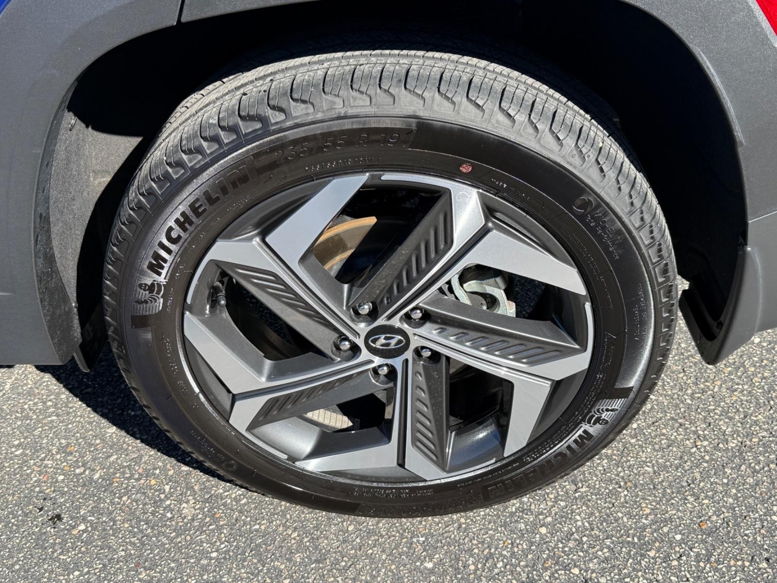 Hyundai Tucson Vehicle Image 07